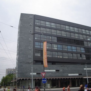 Obchodní dům MAGNUM Pardubice